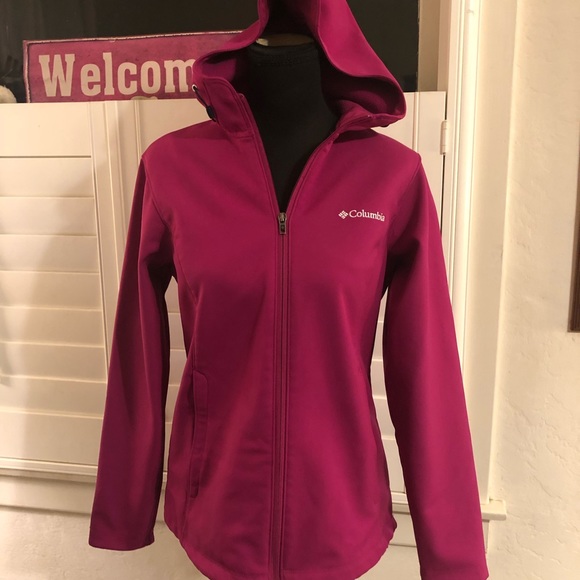 Columbia Jackets & Blazers - COLUMBIA Hooded Jacket w/ Fleece Lining & Zip Front. Warm, Rugged, Fab‼️💕💖